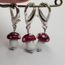 Load image into Gallery viewer, Handmade Glass Mushroom Stitch Markers — Set of 3
