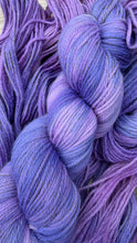 Load image into Gallery viewer, Hand Dyed Sock 4ply Yarn in Violet Whispers by Solicious Yarns