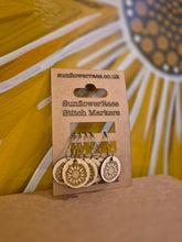 Load image into Gallery viewer, Sunflower Raes Stitch Markers | Tom Dyson
