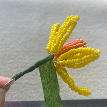 Load image into Gallery viewer, Beaded daffodils made with The Beaded Garden craft kit.
