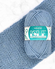 Load image into Gallery viewer, Isle British Wool Aran Yarn in Saxa Vord by World of Wool
