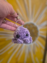 Load image into Gallery viewer, Crochet Octopus keyring
