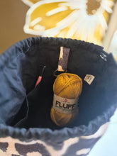 Load image into Gallery viewer, Lauren Lynn | Project Bag Small

