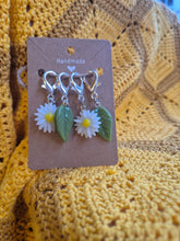 Load image into Gallery viewer, Stitch Markers | Gobblin Glass

