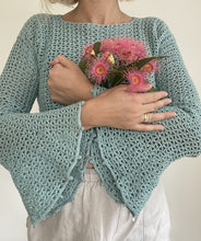 Load image into Gallery viewer, Ziggy Flare Crochet Top Pattern — PDF Download

