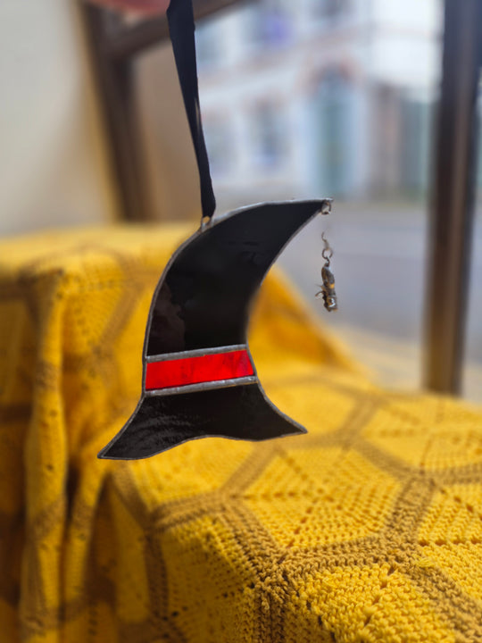 Witch hat stained glass suncatcher by Gobblin Glass